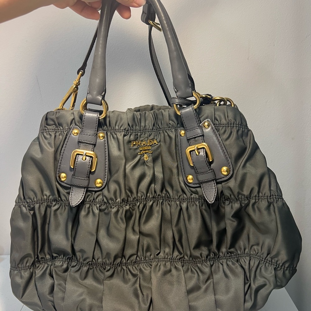 [Prada] Ardesia Gaufre Tessuto Nylon Shopping Tote Bag